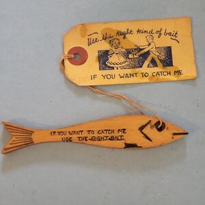 Vintage 1960's Betterton Beach MD Wooden Fish Decor with Tag #241